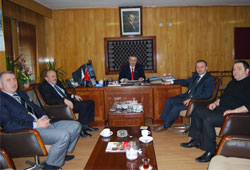 Akyüz'den birleşim ziyareti