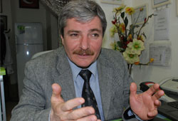 'AK Parti kendini aklamalı'