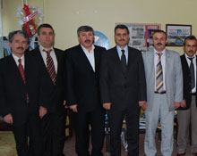 Kurnaz'dan nezaket ziyareti