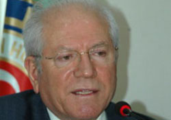 Özyürek kapatılmayı değerlendirdi