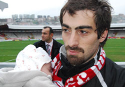 Sevincini oğluyla paylaştı