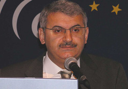 Bakan Yıldırım: Siyaset yapma arzusu engellenmemeli