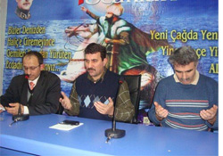 Alperenlerden şehitlere dua