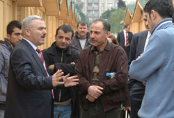 Çiçekçiler organik pazarda