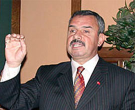 Ökkeş Şendiller'e Hitler benzetmesi