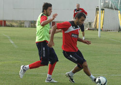 Yoğun tempo sürüyor