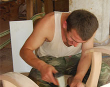 Mobilyacılar Çin'e direniyor