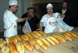 Boyabat "Halk Ekmek Fabrikası" faaliyette