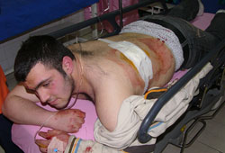 Sırtından bıçakladı