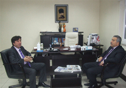 Demir'den hastane ziyareti