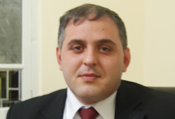 Bahtiyar'da Eğitim Çalışanlarına Sesleniş