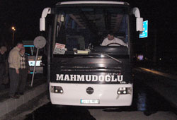 Taksi-otobüs çarpıştı: 2 yaralı