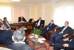 Erdoğan Tekel işçisinin de Başbakan'ı değil mi?