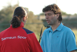 Eski hocasına başarı diledi