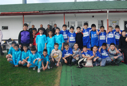 KÜÇÜKLER MEST EDİYOR