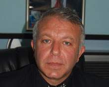 Emekliyle dalga geçildi