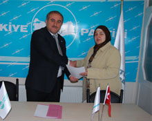 Başkanlık mazbatasını aldı