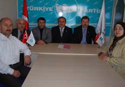 Başkanlık mazbatasını aldı