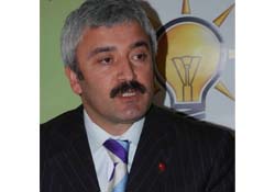 Yılmaz babasını kaybetti