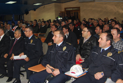 Motorculara kask kullanımı anlatıldı