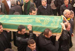 23 yaşında kalpten öldü