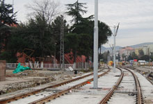 Raylının telleri çekiliyor