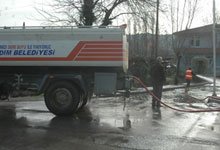 İlkadım baştan aşağı yıkanıyor