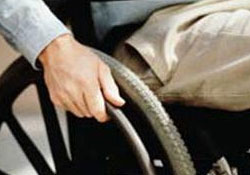 Fiziksel engelliler memur olamayacak