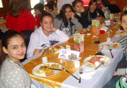 Şahinoğlu'ndan moral kahvaltısı