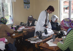 Halk Eğitimden giyim ve nakış kursu