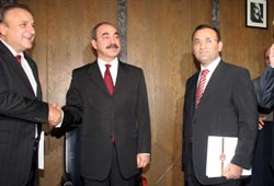 CHP'ye 'Türban' ziyareti