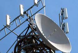 Bazcıları linçten polis kurtardı