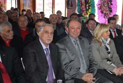 Haftada bir açıklama yapmakla olmuyor