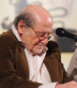 İşadamı Şakir Eczacıbaşı Vefat Etti