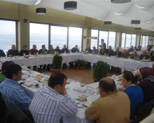 AK Partililer Körfez'de buluştu