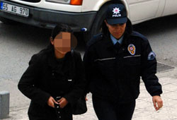 Polise hakarete gözaltı