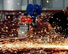 Sanayide çarklar dönmeye başlıyor