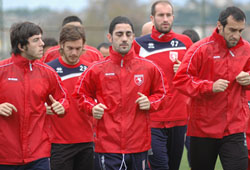 Hafif tempoda çalıştılar