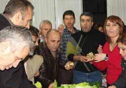 Çiğ köfteli kutlama