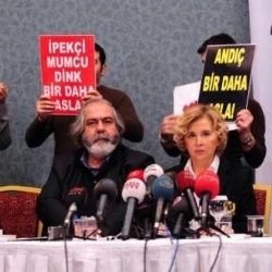 Gazetecilerden 'Balyoz'a Suç Duyurusu