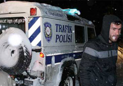 Bürokrasi kara saplandı