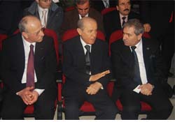 Bahçeli izdihamı