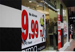 Mağazalarda 14 Şubat indirimi