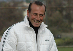 Kara gülleri beyaz güle çevireceğiz