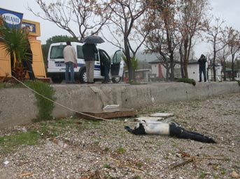 Kayıp gencin cesedi sahile vurdu