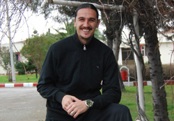 SAMSUNSPOR İÇİN HAYATINI HİÇE SAYIYOR