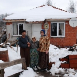 Altı Çocuğu Bakımsızlıktan Ölen Anne Babanın 4 Çocuğuna Devlet El Koydu