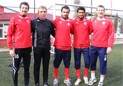 Kalecilerden gövde gösterisi