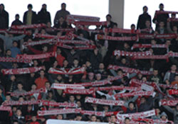 Taraftar galibiyete inandı