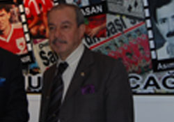 OYUNCULARIMIZA GÜVENİYORUZ